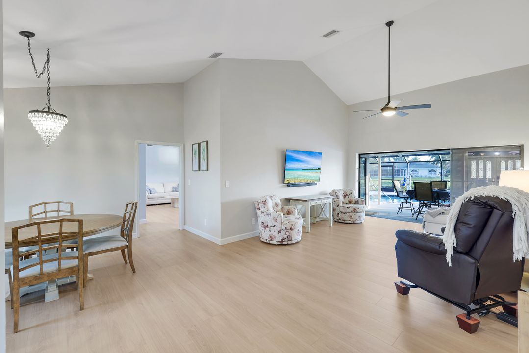 11841 Princess Grace Ct, Cape Coral, FL 33991