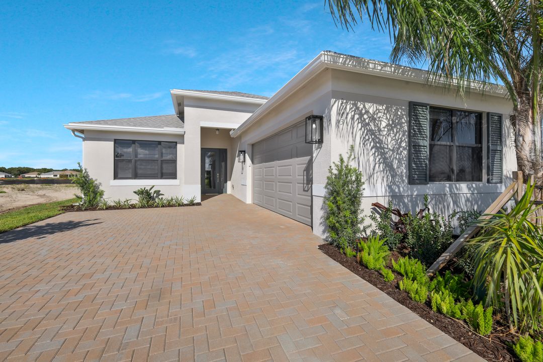 3763 Gilmores Pl, Fort Myers, FL 33905