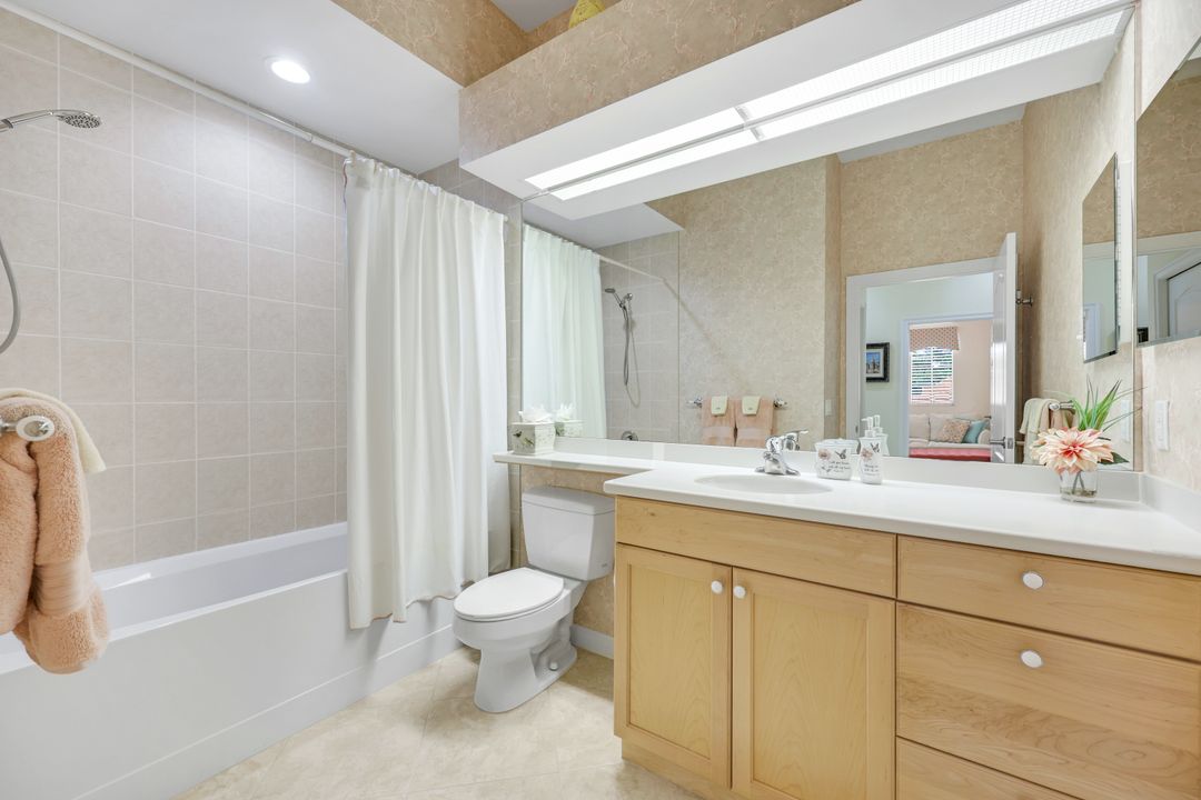 8532 Via Lungomare Cir #202, Estero, FL 33928