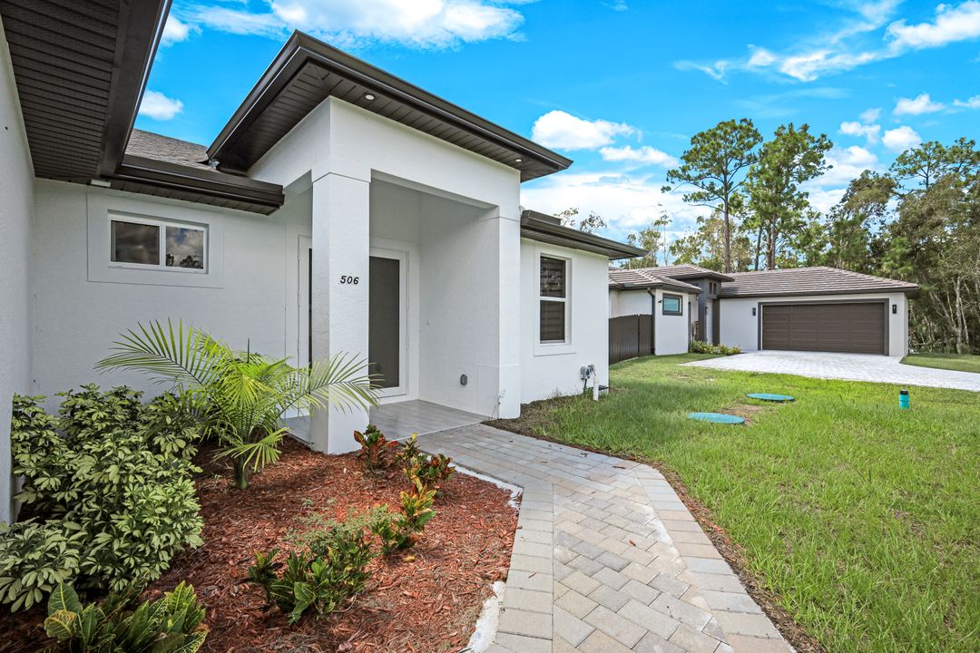 506 Rogue St, Lehigh Acres, FL 33974