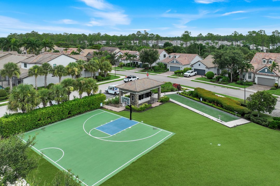 16367 Halberry Ln, Naples, FL 34110