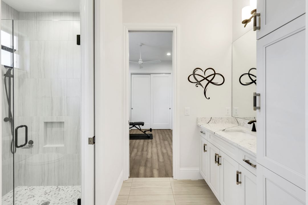 20266 Tiger Ct, Estero, FL 33928