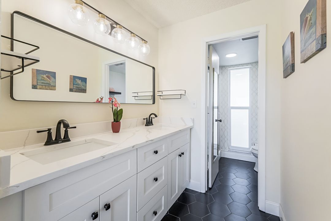 114 Teryl Rd #4, Naples, FL 34112
