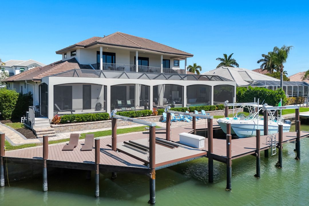 450 Pepperwood Ct, Marco Island, FL 34145