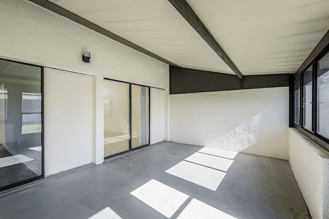 3739 SW 9th Ave #113, Cape Coral, FL 33914