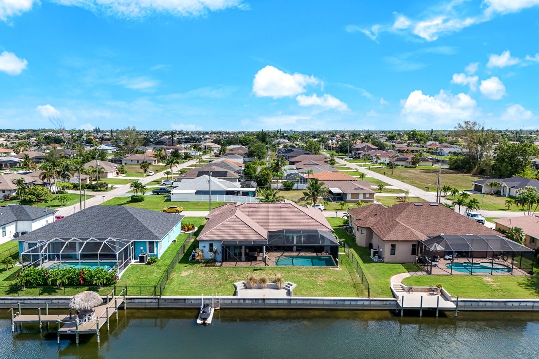 208 SW 15th St, Cape Coral, FL 33991