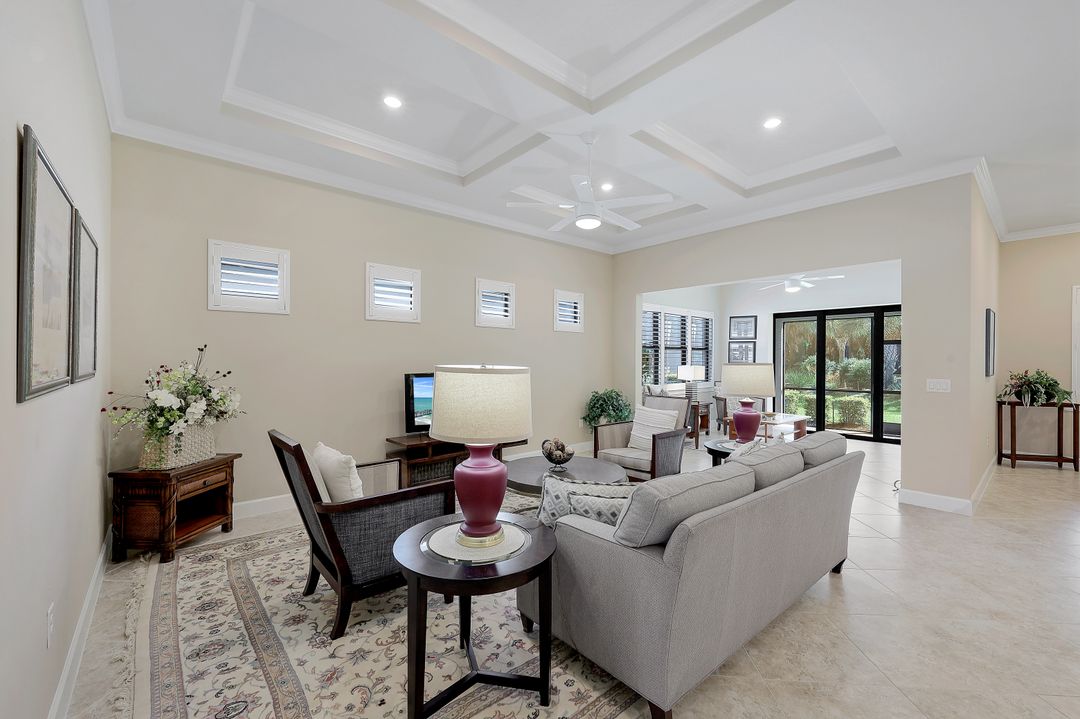 9420 Whooping Crane Wy, Naples, FL 34120