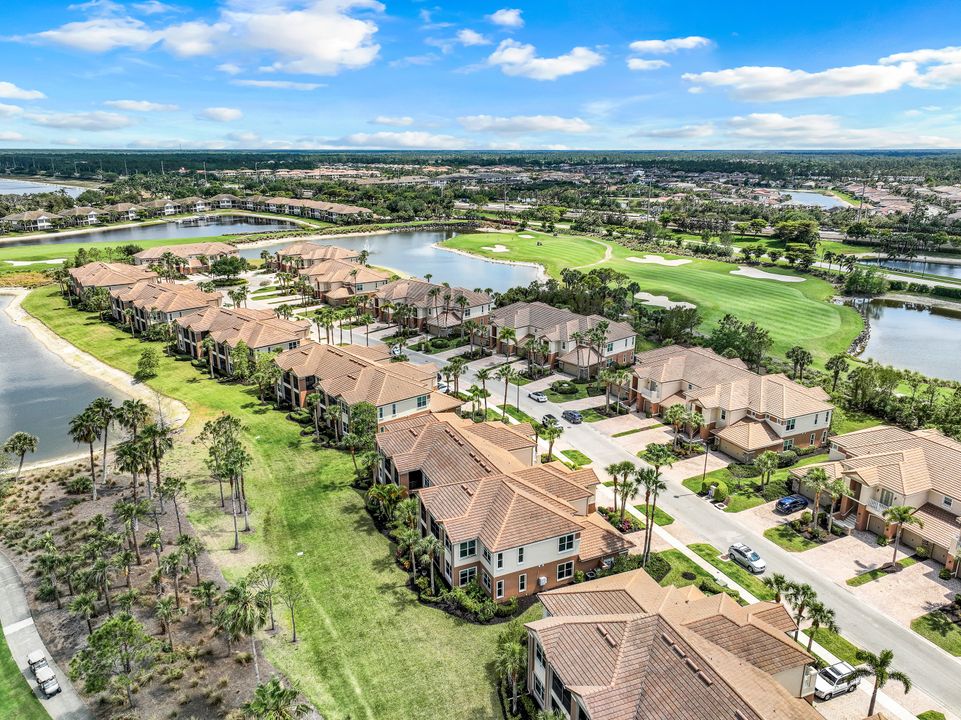 9204 Quartz Ln #201, Naples, FL 34120