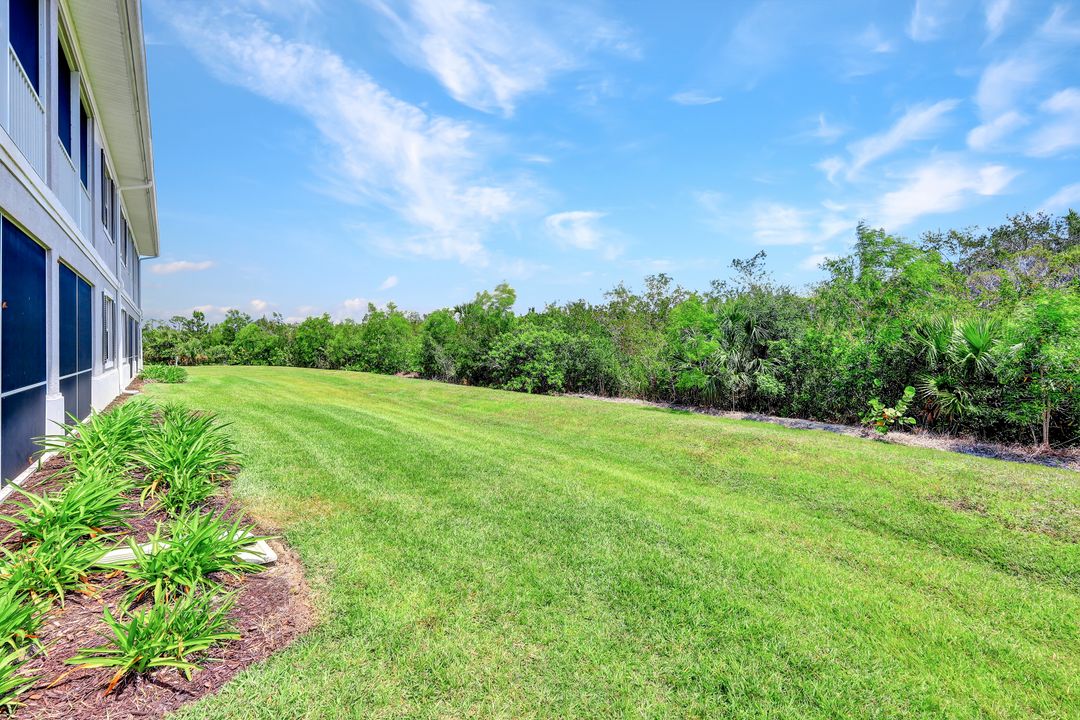 172 Indies Dr E #102, Naples, FL null