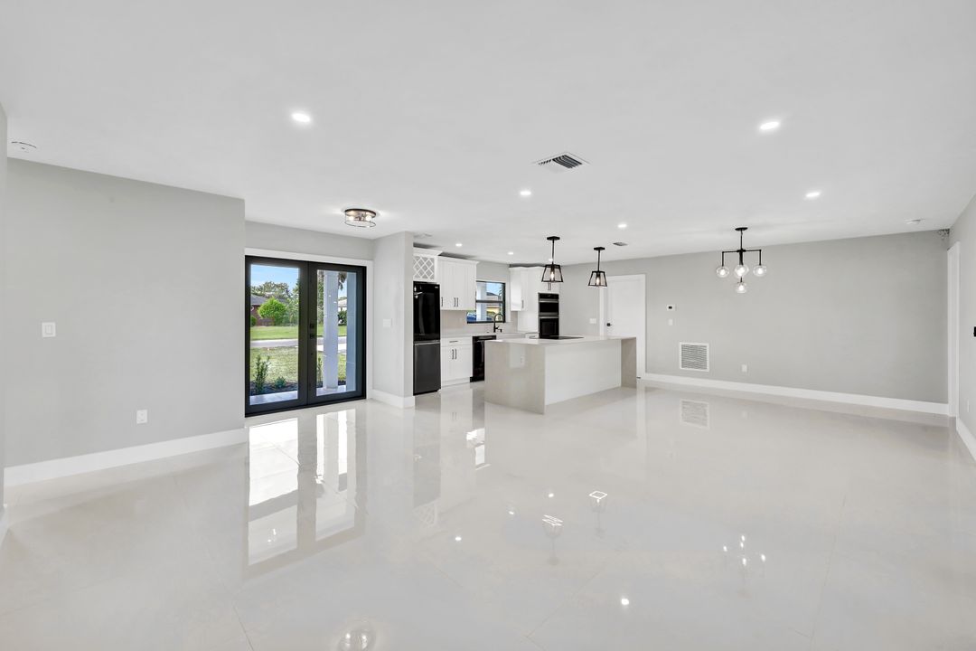 4173 29th Pl SW, Naples, FL 34116