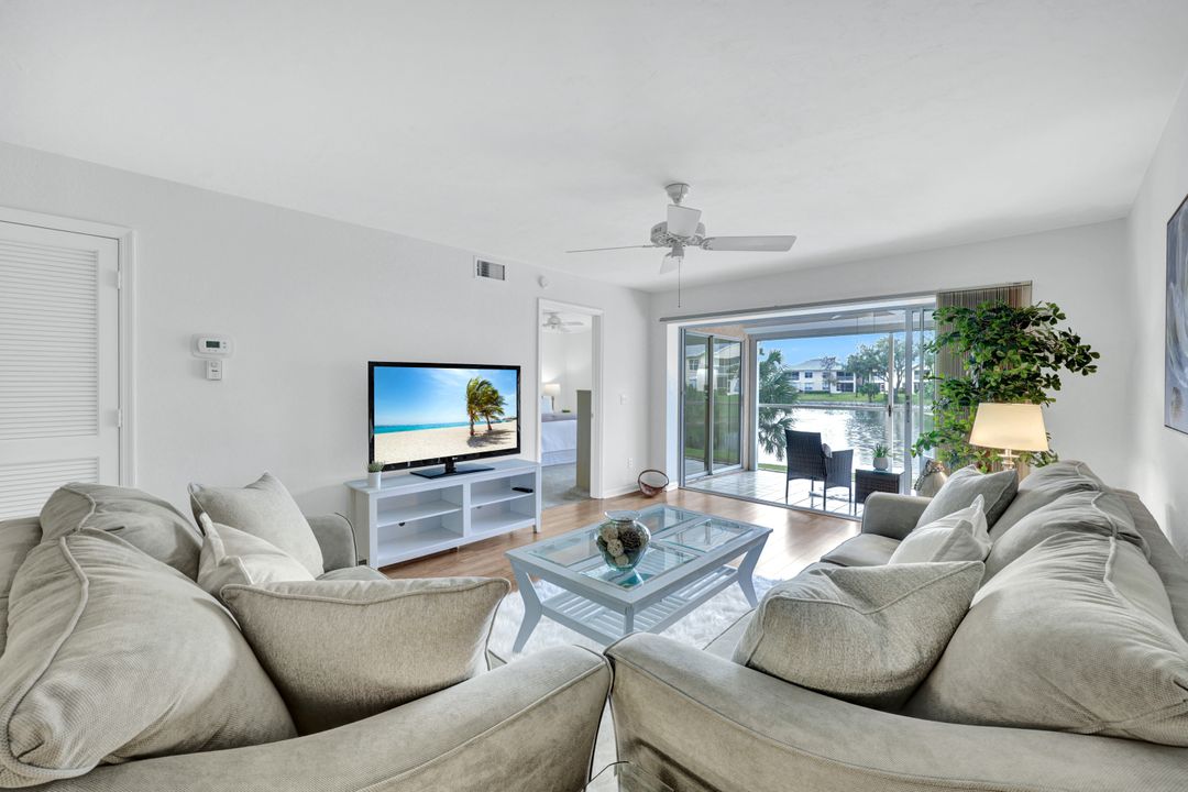 774 Wiggins Lake Dr #101, Naples, FL 34110