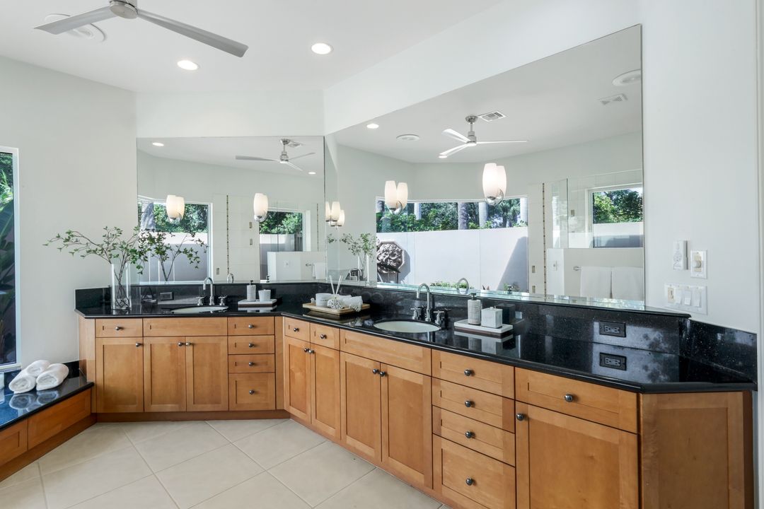 23092 Shady Knoll Dr, Bonita Springs, FL 34135