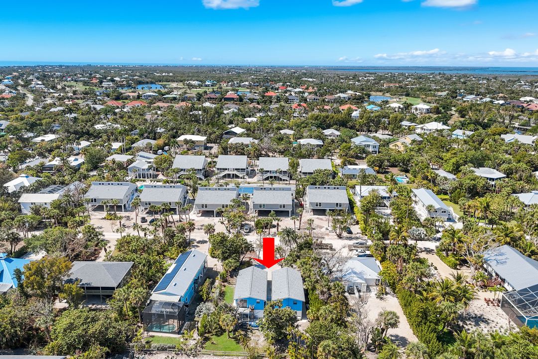 746 Cardium St, Sanibel, FL 33957