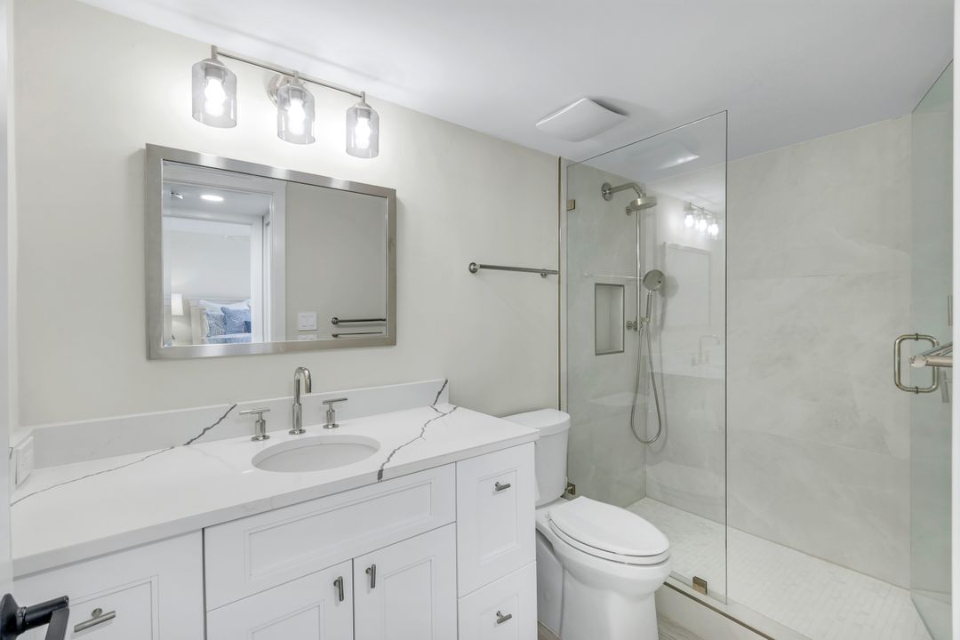 6101 Pelican Bay Blvd  #305, Naples, FL 34108