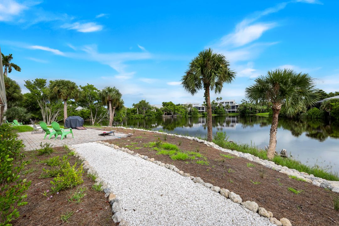 969 Fish Crow Rd, Sanibel, FL 33957