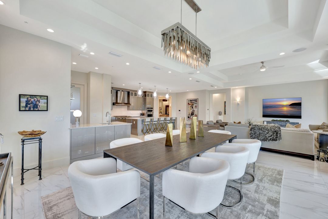 16350 Corsica Way #202, Naples, FL 34110