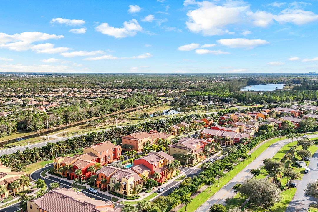 8985 Cambria Cir #2103, Naples, FL 34113