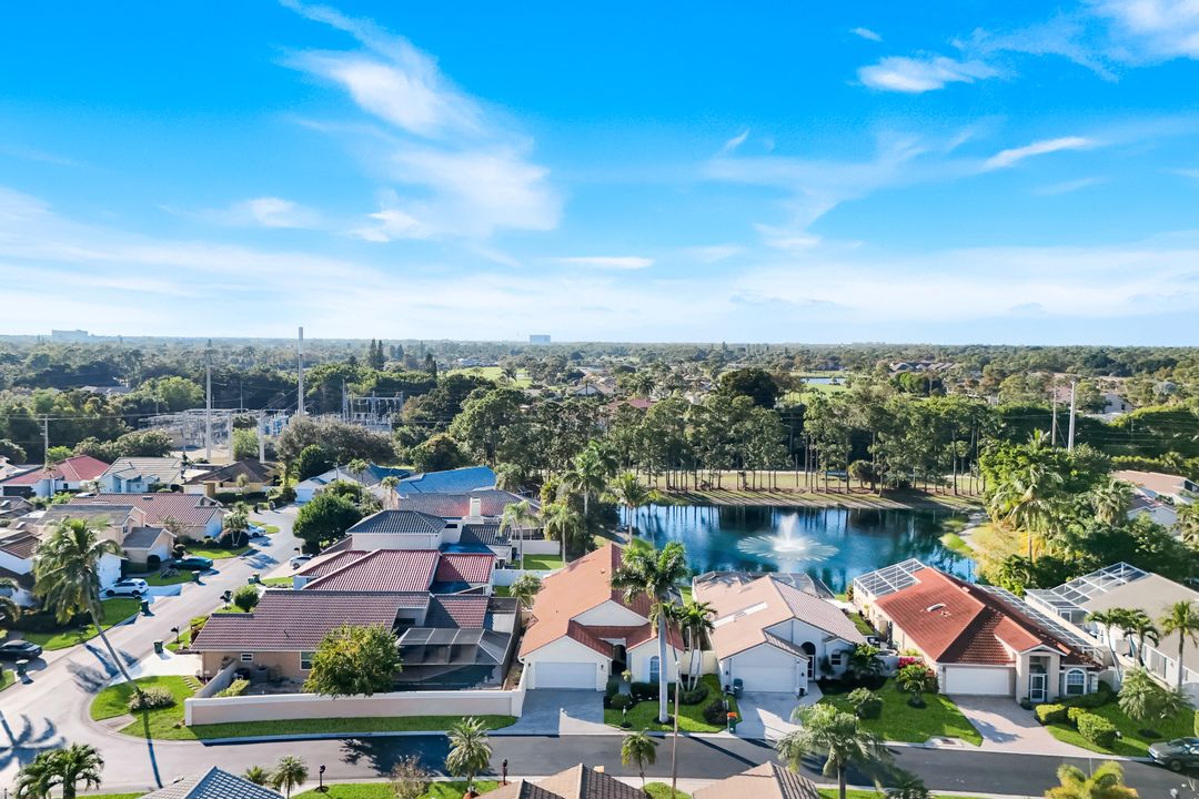 1201 Jardin Dr, Naples, FL 34104