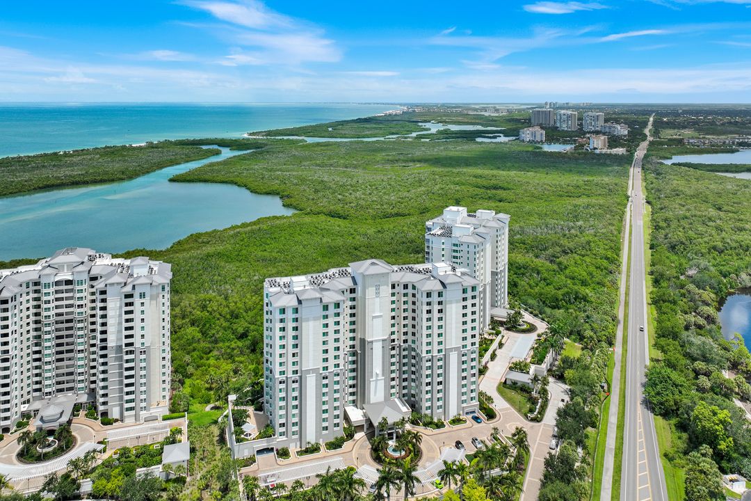 275 Indies Way #1503, Naples, FL 34110