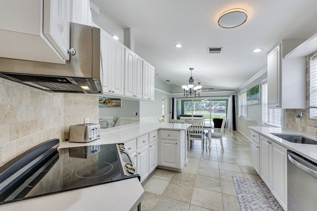 7221 Bellini Way, Naples, FL 34114
