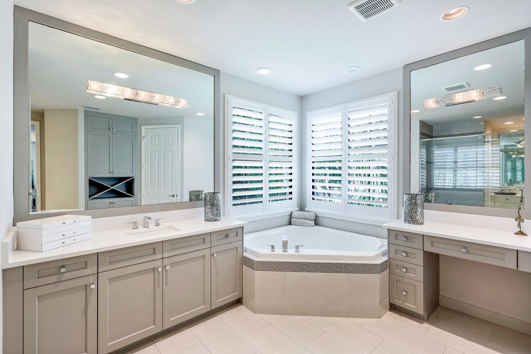 4138 Aspen Chase Dr, Naples, FL 34119