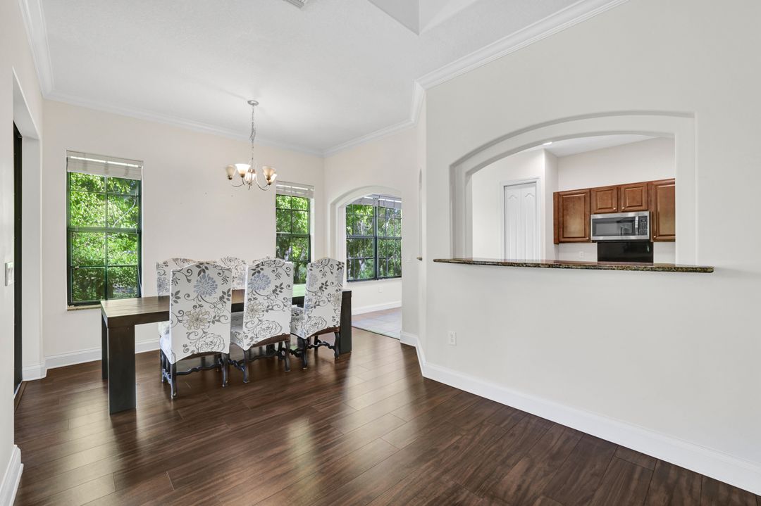 1338 Corso Palermo Ct #4, Naples, FL 34105