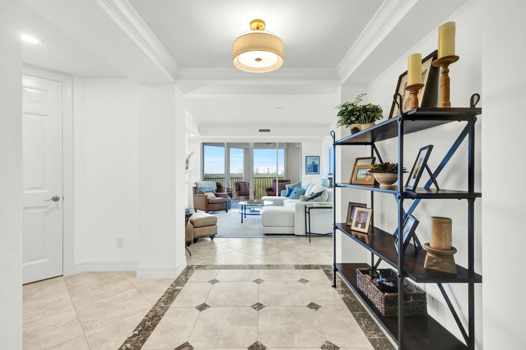 295 Grande  Way  #306, Naples, FL 34110
