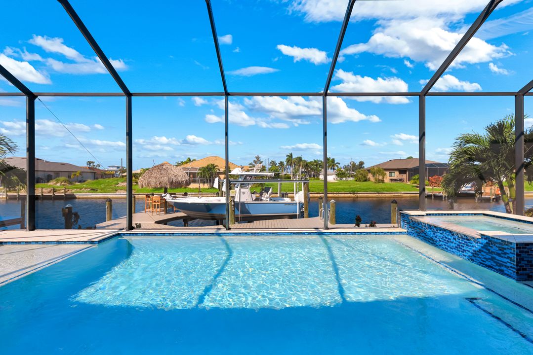 1030 NW 38th Pl, Cape Coral, FL 33993