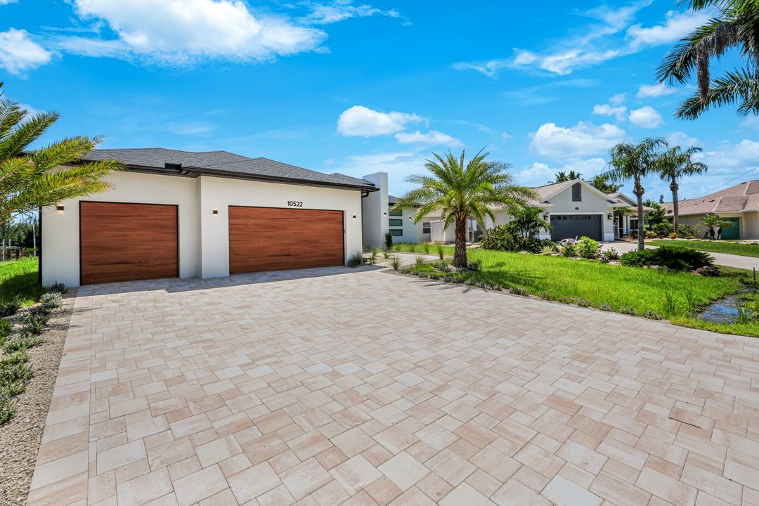 10522 Riverside Rd, Port Charlotte, FL 33981