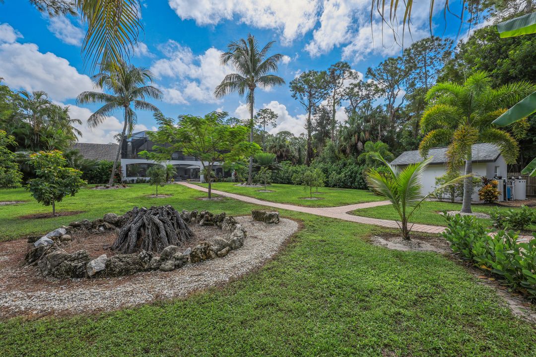 2061 Santa Barbara Blvd, Naples, FL 34116