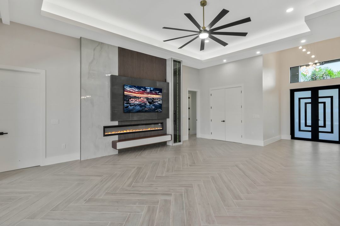 2826 SW 37th Terrace, Cape Coral, FL 33914