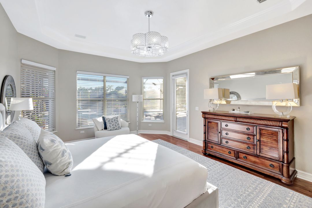 3601 Glenwater Ln, Bonita Springs, FL 34134