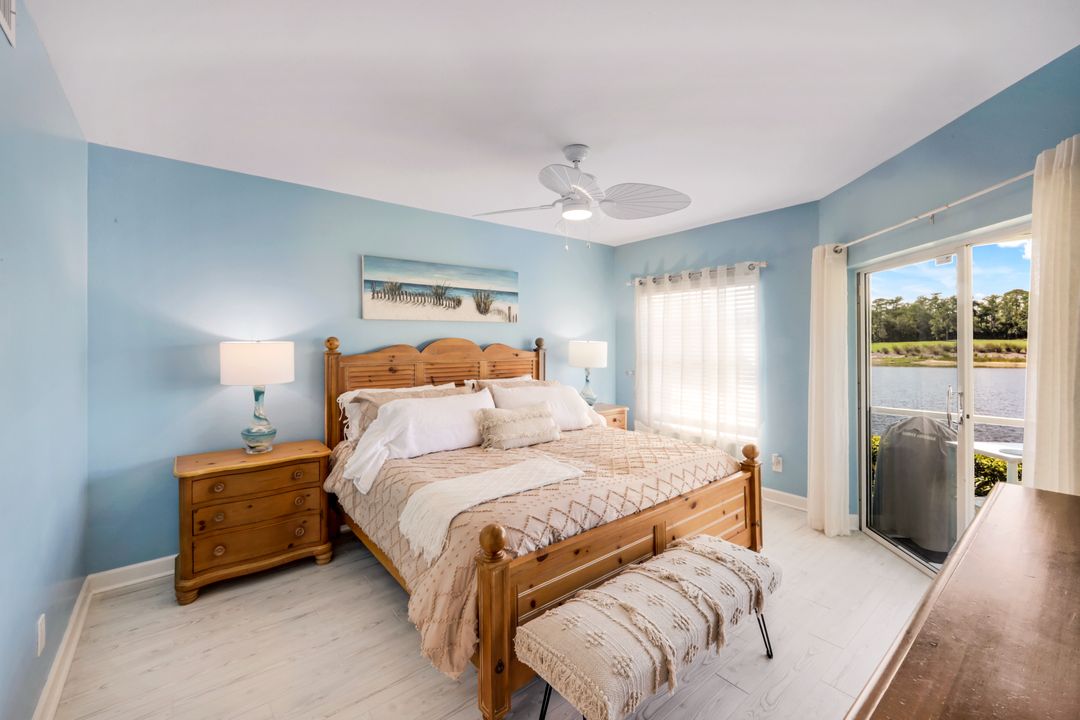 6260 Bellerive Ave #402, Naples, FL 34119