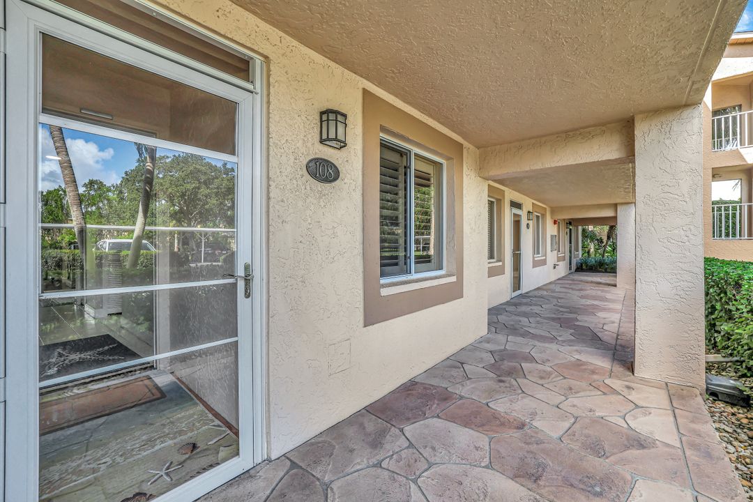 7360 Glenmoor Ln #4108, Naples, FL 34104