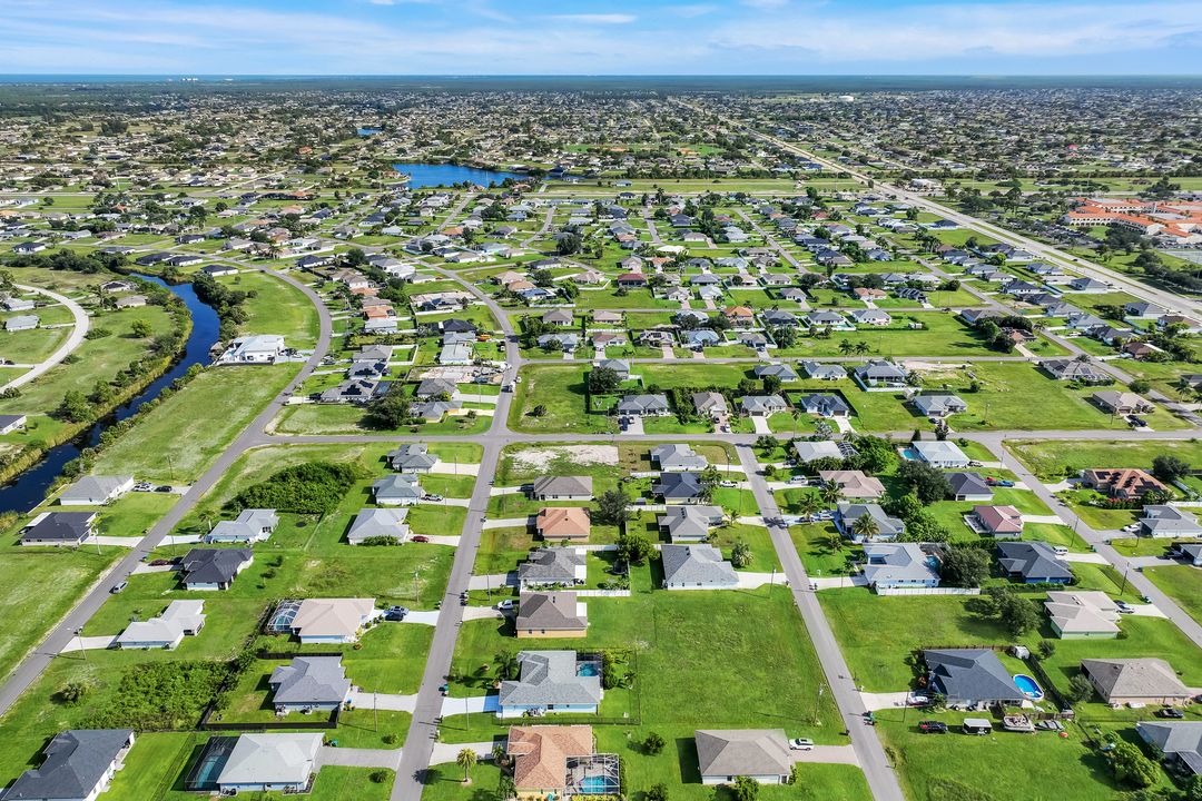 401 NW 18th Ave, Cape Coral, FL 33993