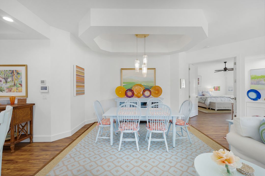 510 Via Veneto #102, Naples, FL 34108