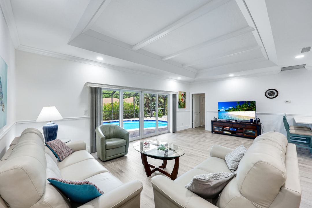 878 Teryl Rd, Naples, FL 34112