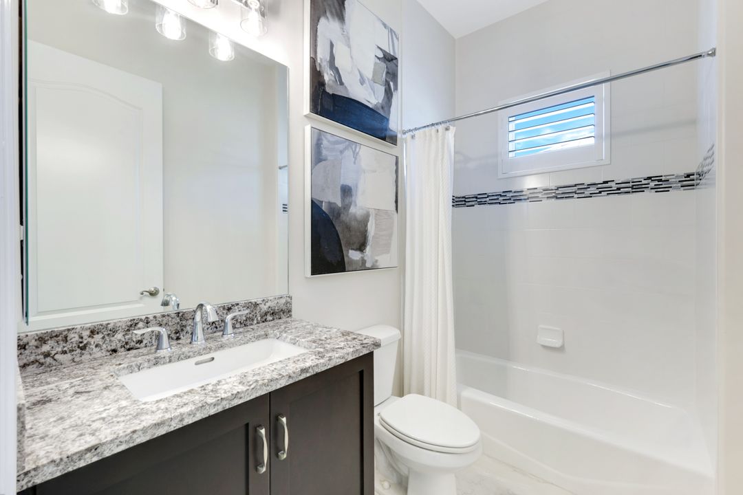 27080 Flamingo Dr, Bonita Springs, FL 34135