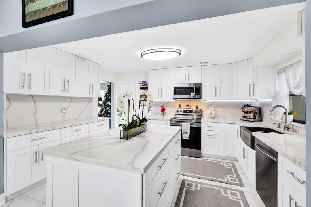 1709 SE 44th Terrace, Cape Coral, FL 33904