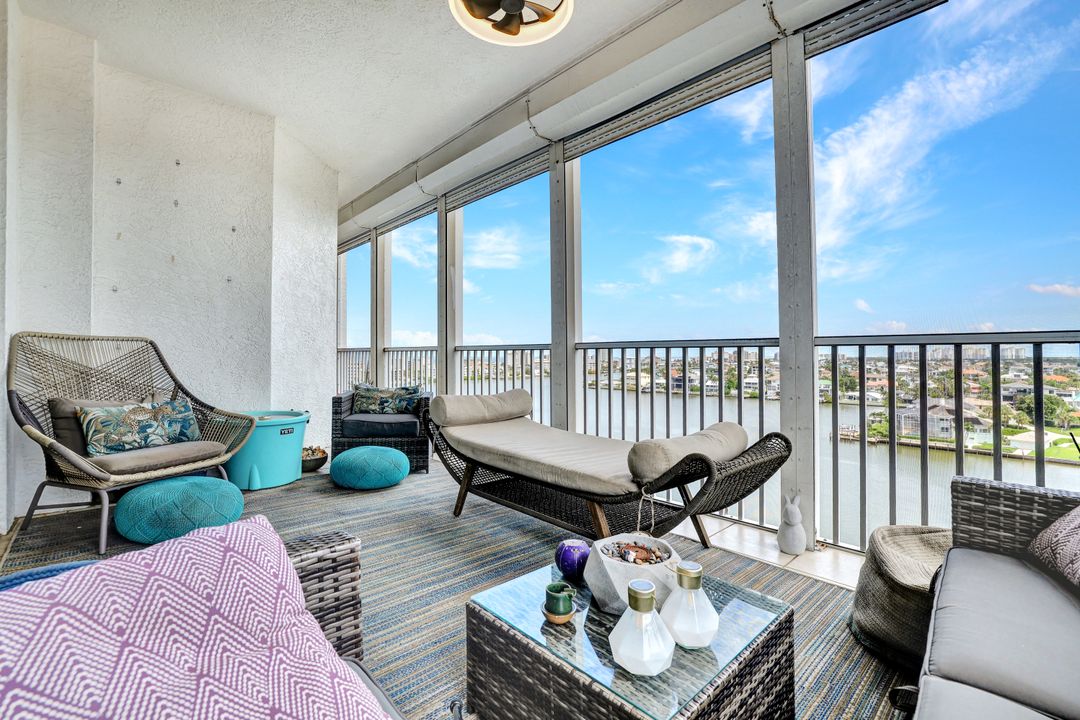 410 Flagship Dr #906, Naples, FL 34108