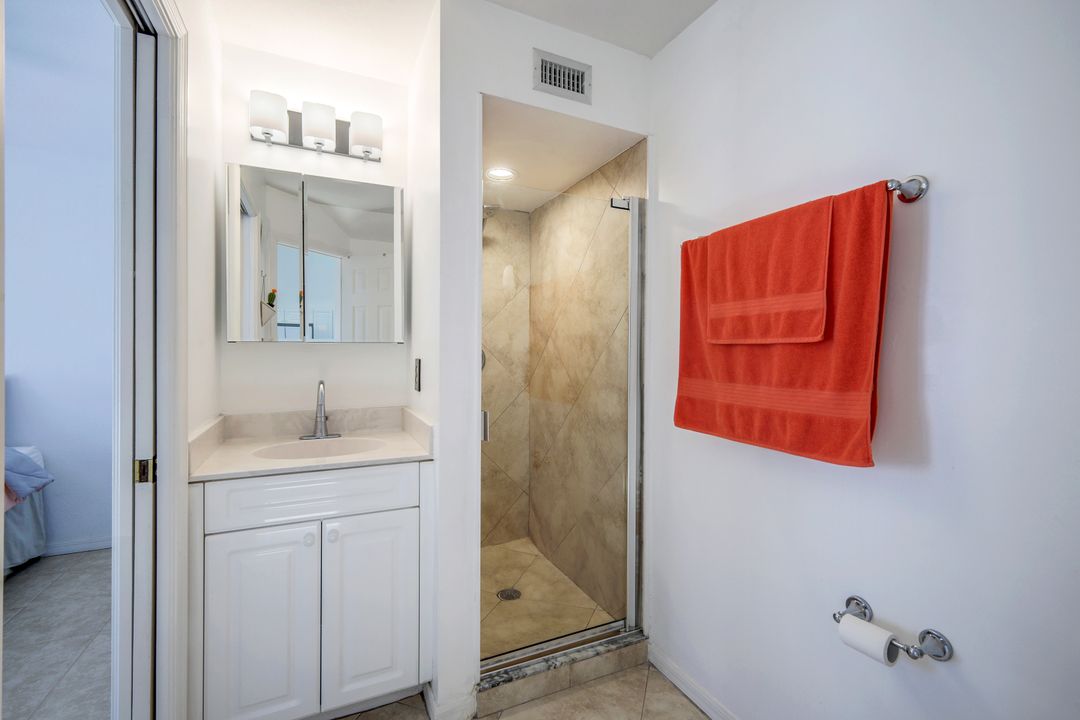 4208 Covey Cir #5-A, Naples, FL 34109