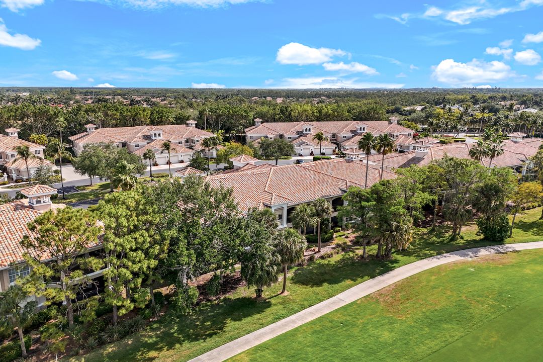 3950 Deer Crossing Ct #203, Naples, FL 34114