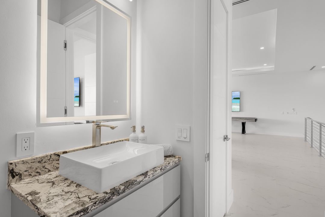 4316 Sands Blvd, Cape Coral, FL 33914