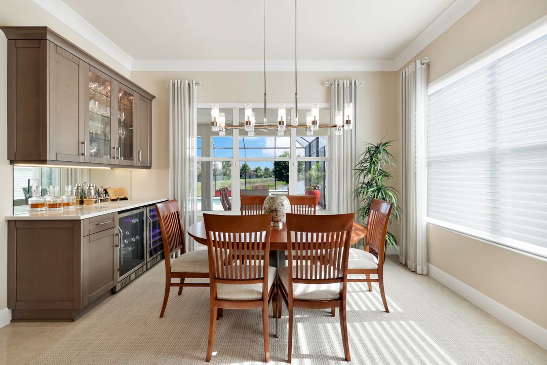 12078 Mimosa St, Naples, FL 34120