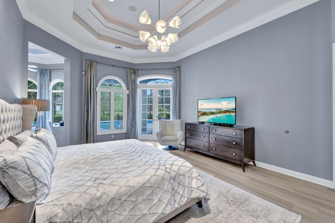 253 Cheshire Way, Naples, FL 34110