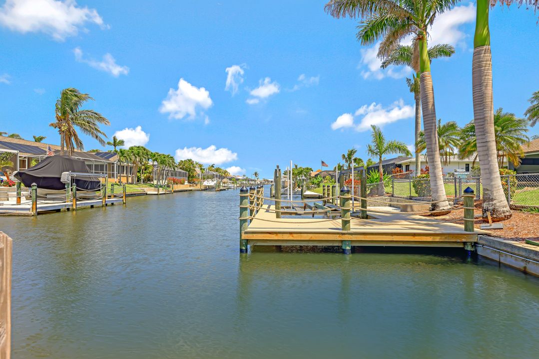 5032 Skyline Blvd, Cape Coral, FL 33914