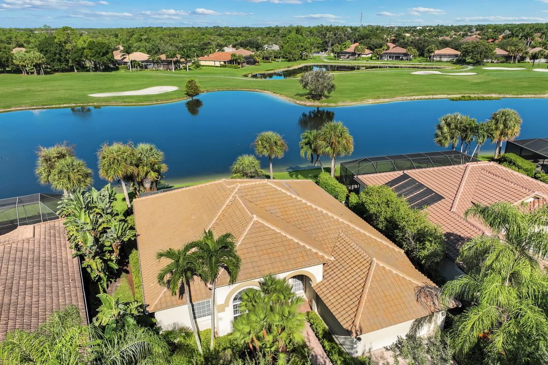8737 Mustang Island Cir, Naples, FL 34113