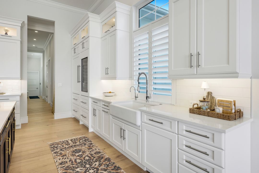 16415 Seneca Way, Naples, FL 34110