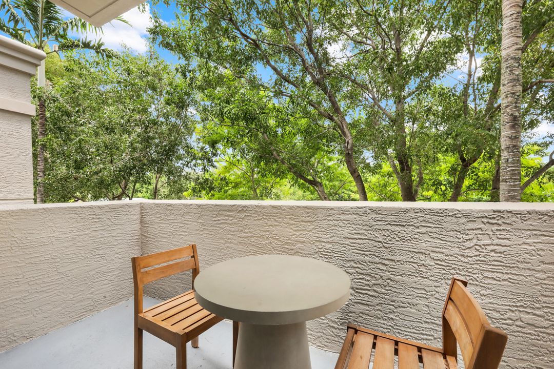 6620 SW 57th Ave #A203, South Miami, FL 33143