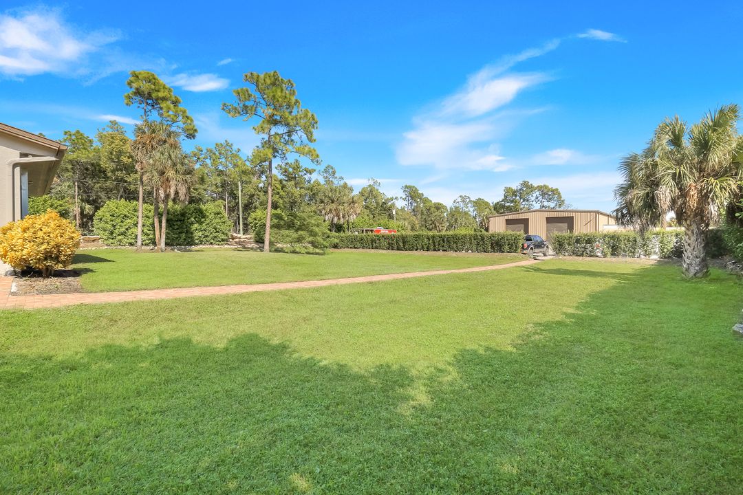 5630 Copper Leaf Ln, Naples, FL 34116